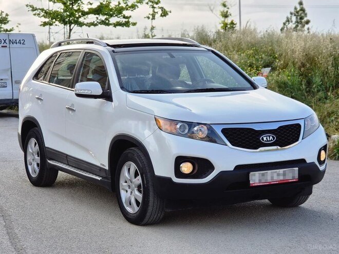 Kia Sorento-12