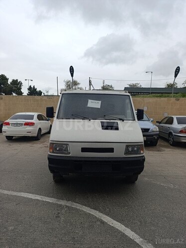 Iveco Daily-1