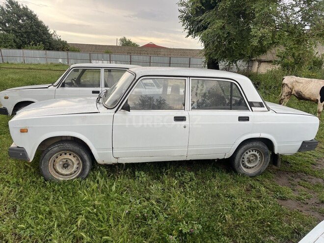 LADA (VAZ) 2107-3