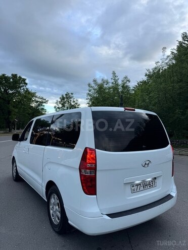 Hyundai H-1-5