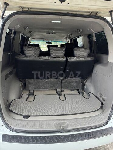 Hyundai H-1-7