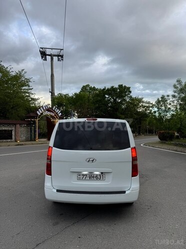 Hyundai H-1-4