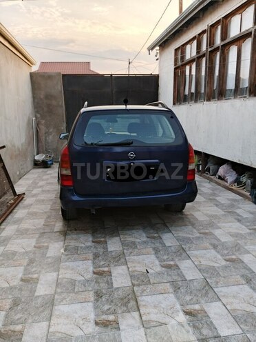 Opel Astra-2