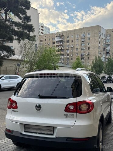 Volkswagen Tiguan-4