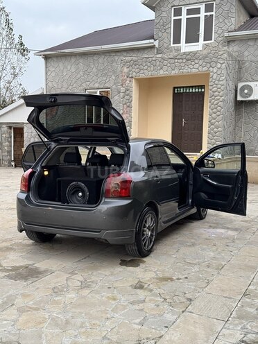 Toyota Corolla-6