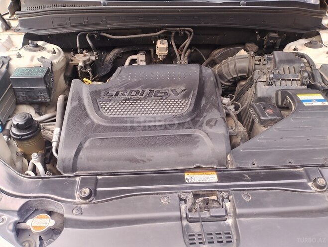 Hyundai Santa Fe-9