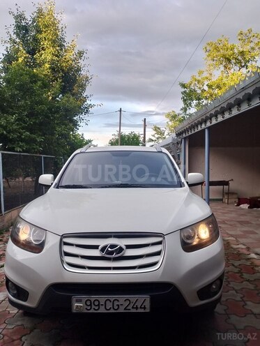 Hyundai Santa Fe-1