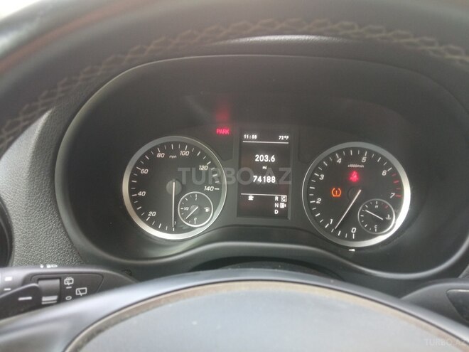 Mercedes Metris-3