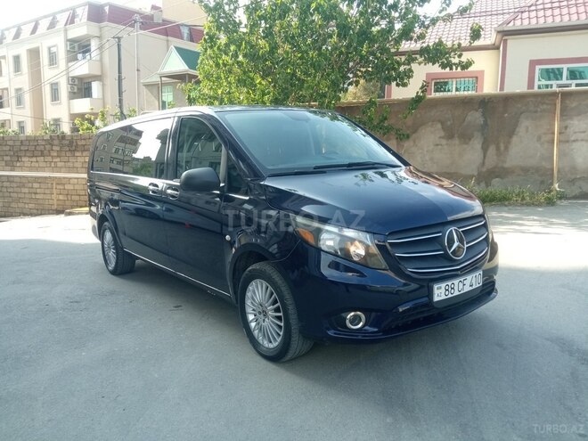 Mercedes Metris-11
