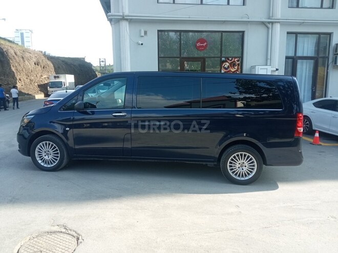 Mercedes Metris-8