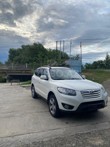 Hyundai Santa Fe-3