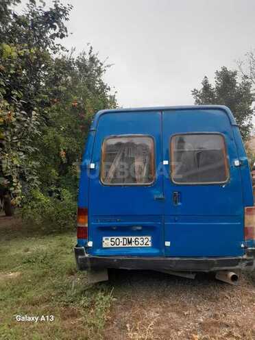 Ford Transit-2