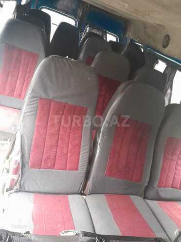 Ford Transit-4