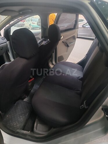 Ford Focus-4