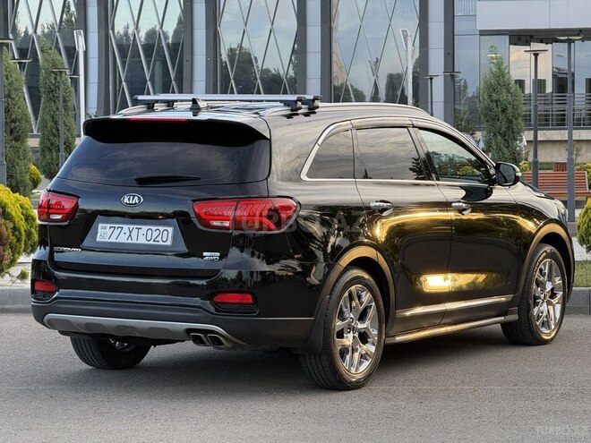 Kia Sorento-13