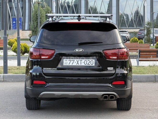 Kia Sorento-14