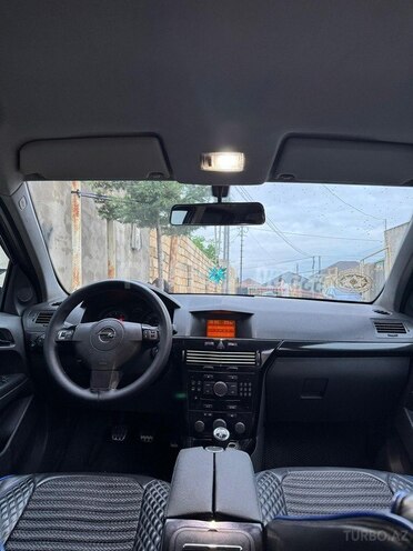 Opel Astra-7
