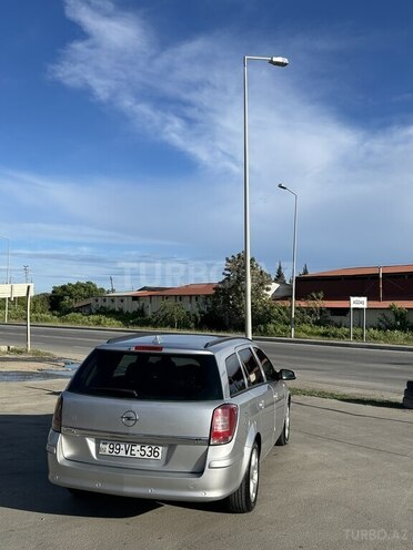 Opel Astra-11