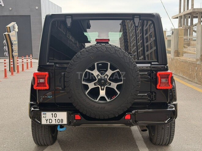 Jeep Wrangler-4