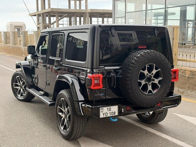 Jeep Wrangler-3