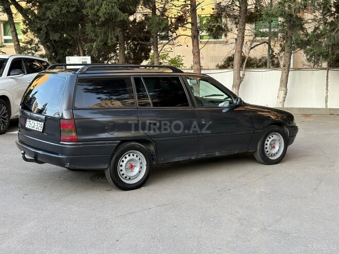Opel Astra-7