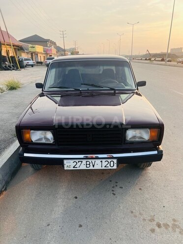 LADA (VAZ) 2107-1