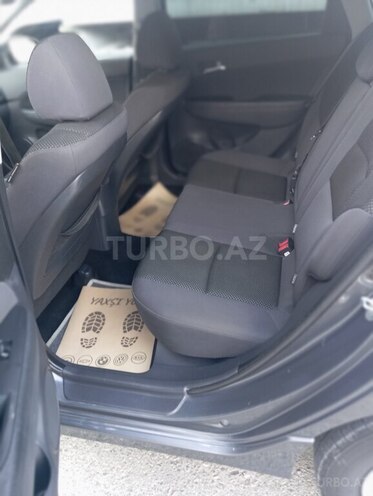 Hyundai i30-8