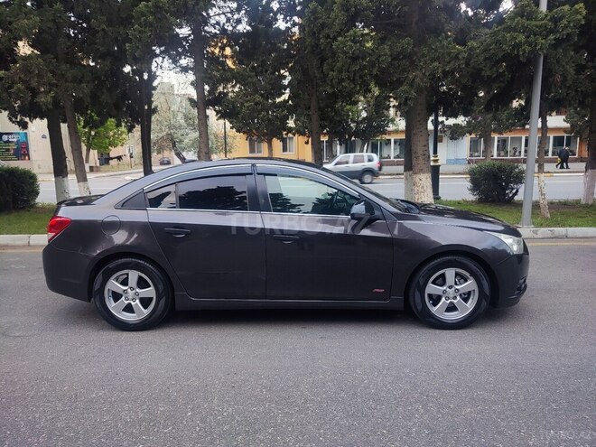 Chevrolet Cruze-3