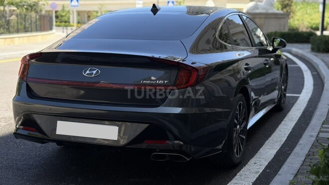 Hyundai Sonata-5