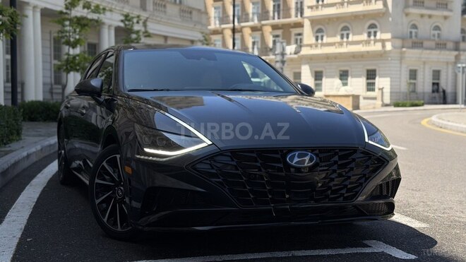 Hyundai Sonata-1
