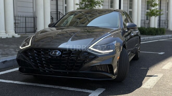 Hyundai Sonata-2