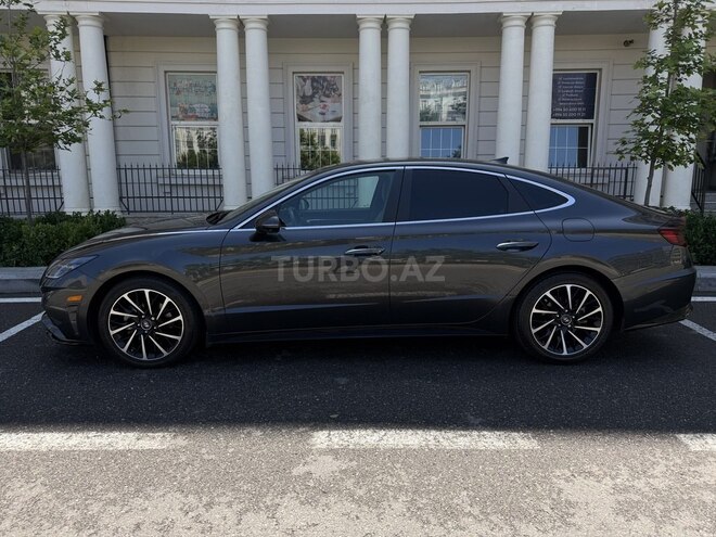 Hyundai Sonata-6