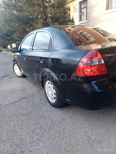 Chevrolet Aveo-3