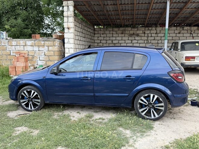 Opel Astra-2