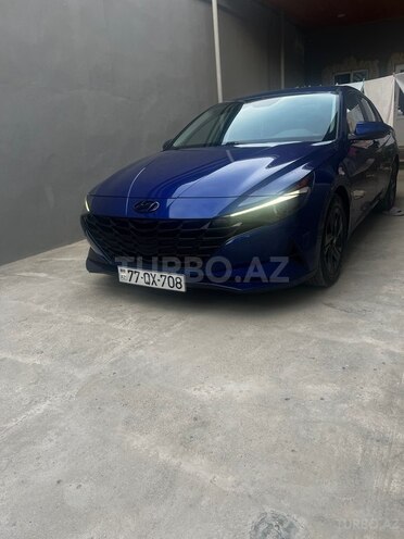 Hyundai Elantra-2