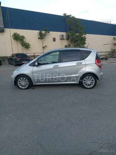 Mercedes A 180-7