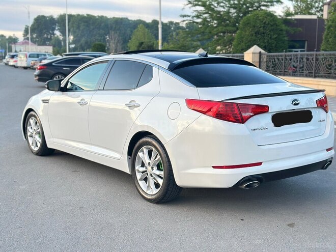 Kia Optima-4