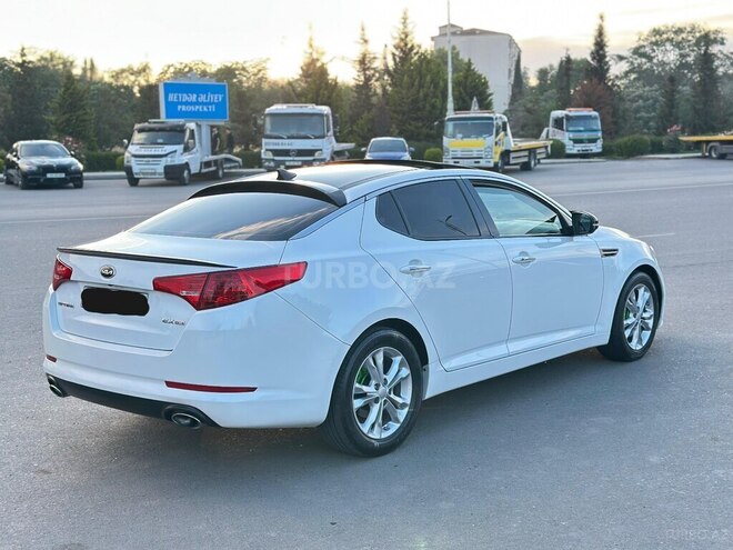 Kia Optima-5