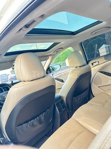 Kia Optima-10