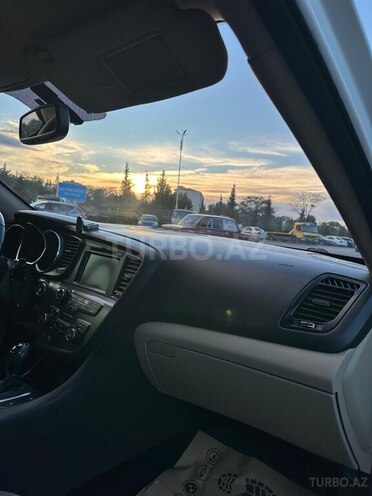 Kia Optima-14
