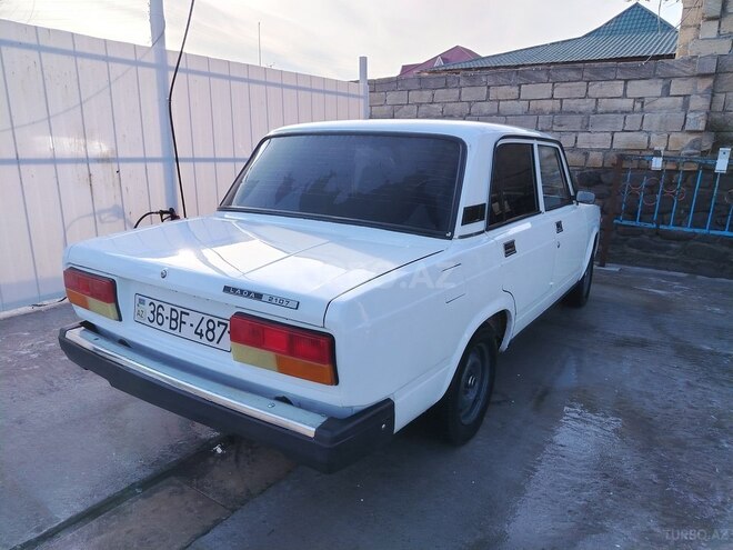 LADA (VAZ) 2107-11