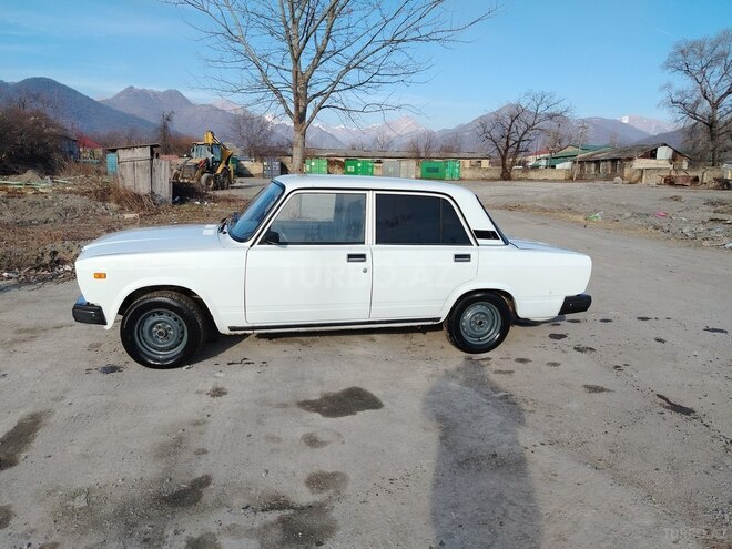 LADA (VAZ) 2107-8