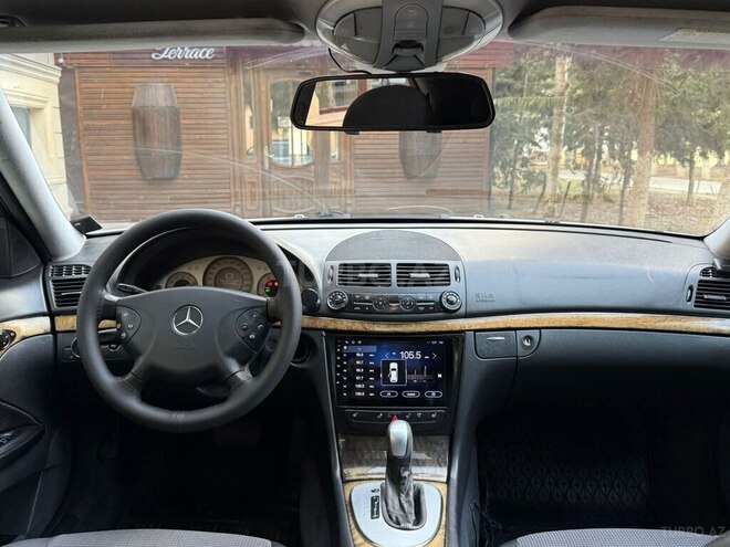 Mercedes E 220-7