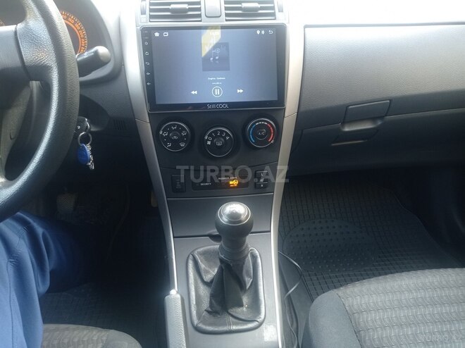 Toyota Corolla-6