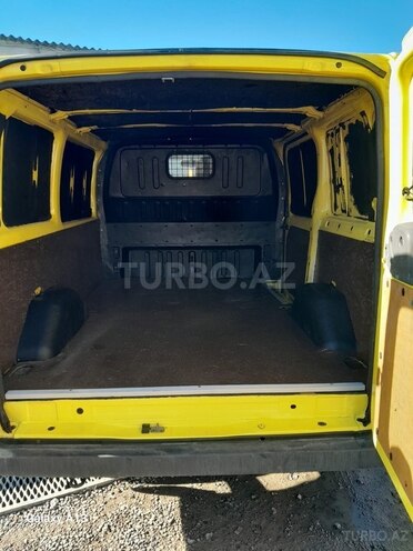 Ford Transit-4