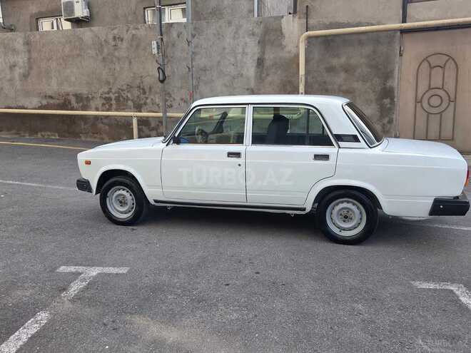 LADA (VAZ) 2107-9