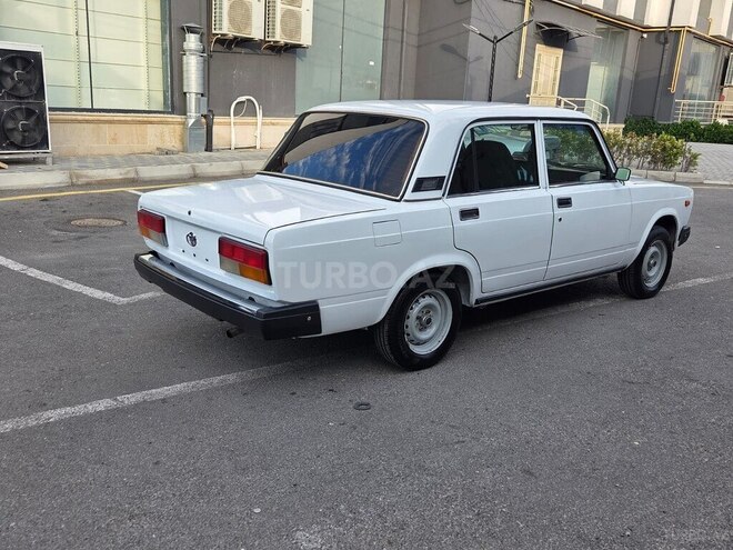 LADA (VAZ) 2107-5