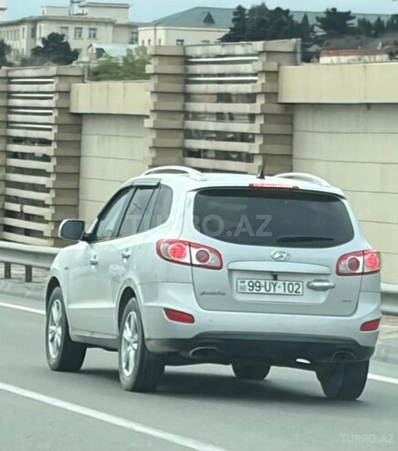 Hyundai Santa Fe-16