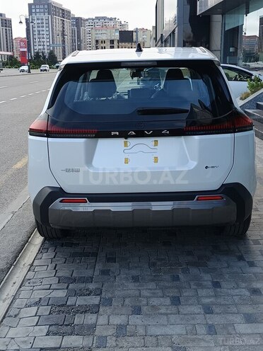 Toyota RAV4-3