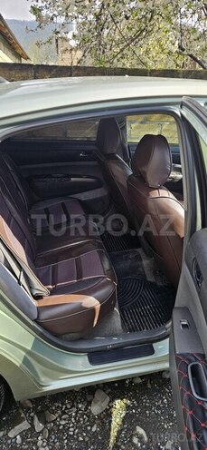 Toyota Prius-3